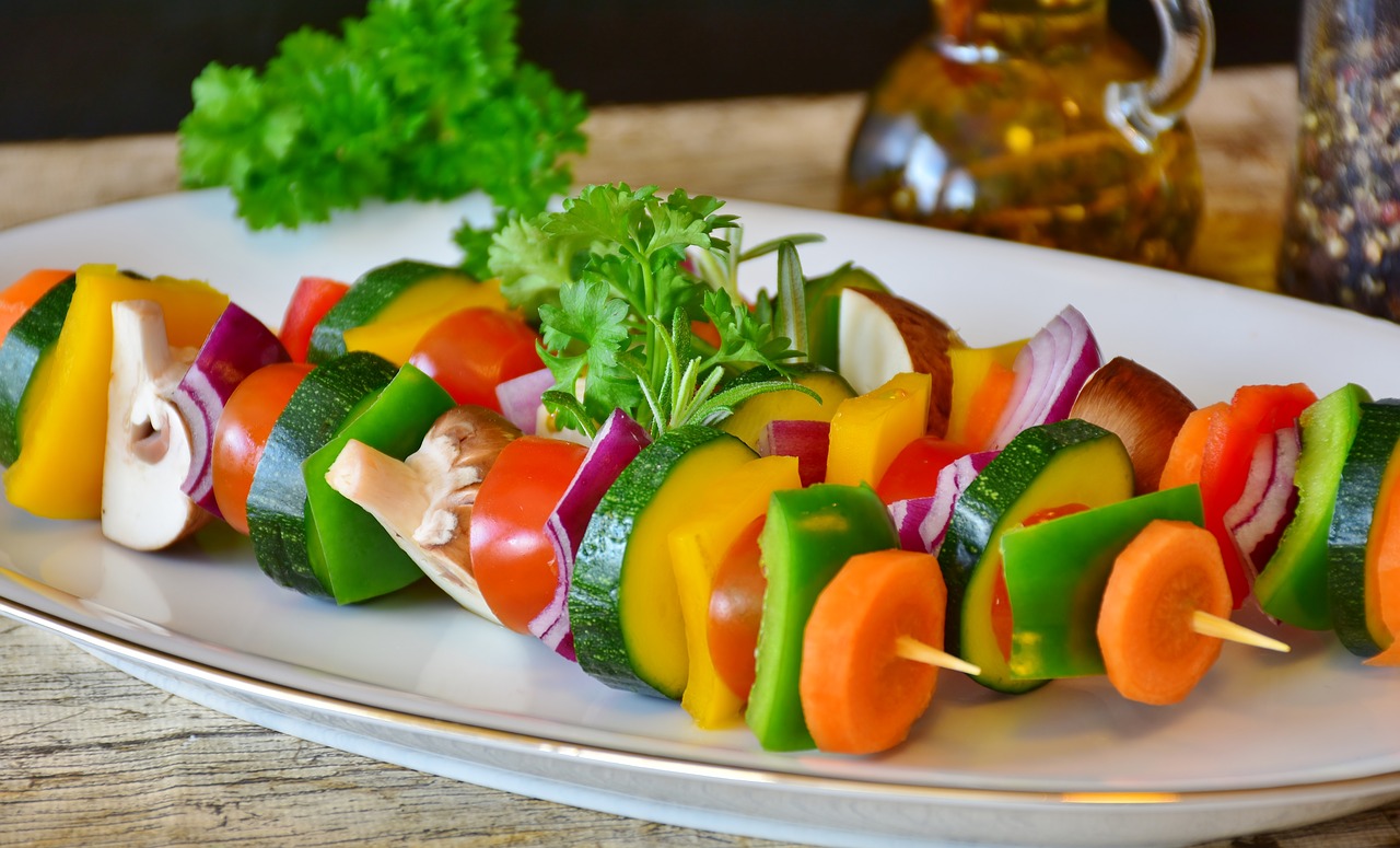 Dieta wegetariańska czy wegańska — co jest zdrowsze?